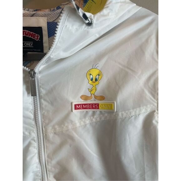 Members Only Looney Tunes Jacket (SZ M) - Picture 4 of 6